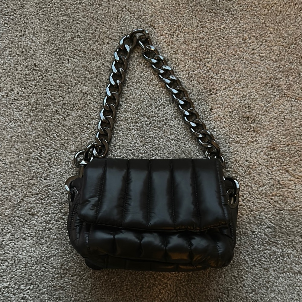 Black Chain Strap Quilted Bag